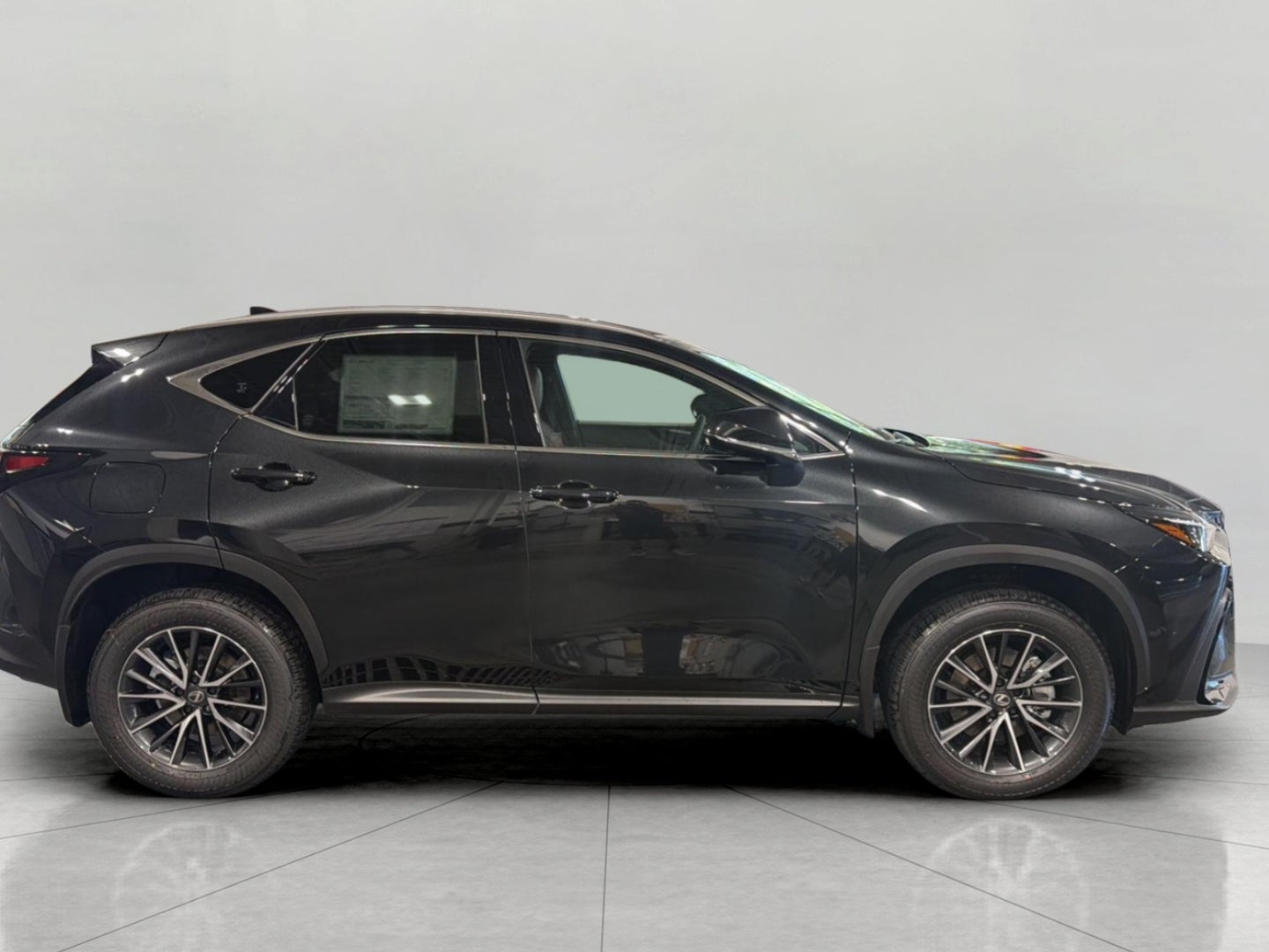 2026 Lexus NX PLUG-IN HYBRID ELECTRIC VEHICLE NX 450h+ PREMIUM AWD