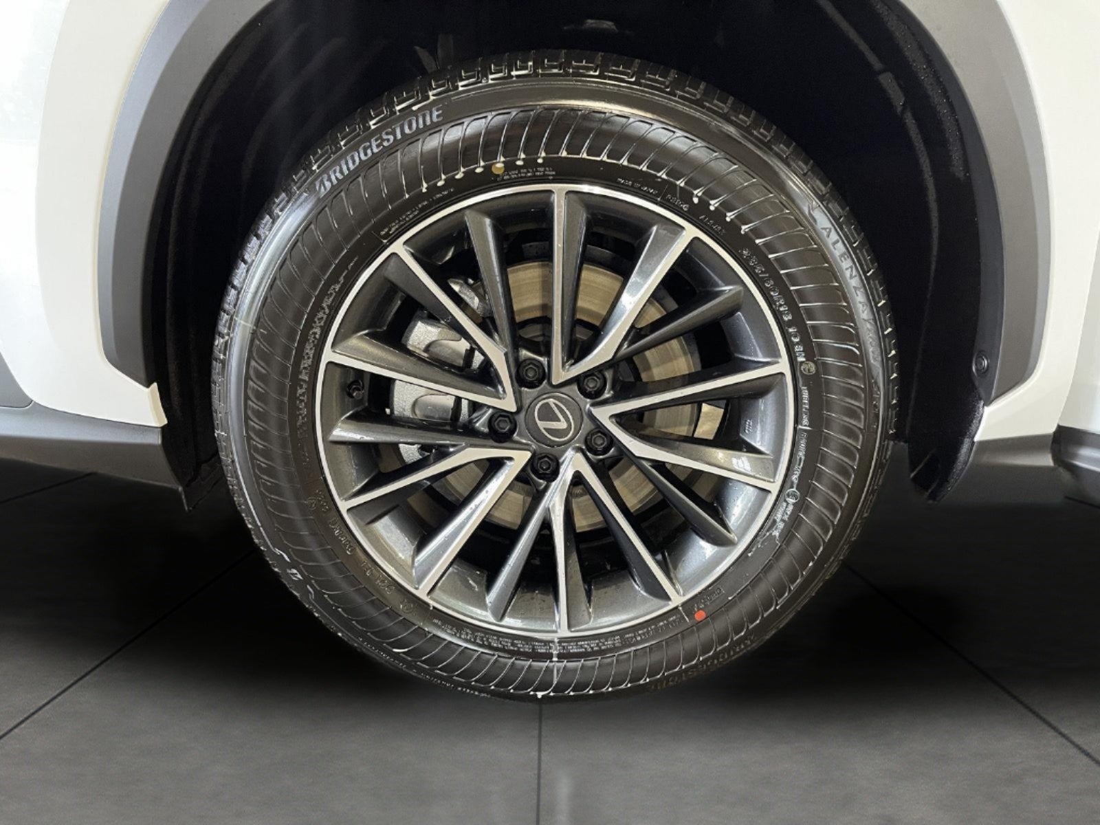 2026 Lexus NX PLUG-IN HYBRID ELECTRIC VEHICLE NX 450h+ PREMIUM AWD