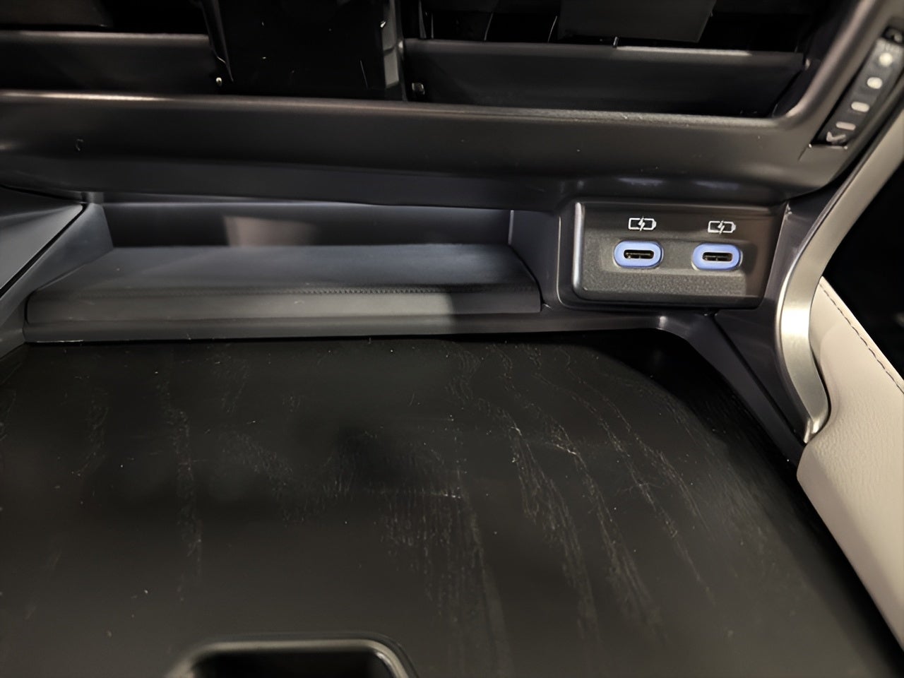 2026 Lexus NX PLUG-IN HYBRID ELECTRIC VEHICLE NX 450h+ PREMIUM AWD