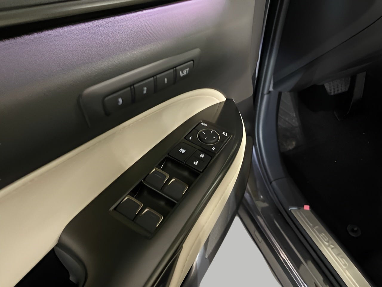 2026 Lexus NX PLUG-IN HYBRID ELECTRIC VEHICLE NX 450h+ LUXURY AWD