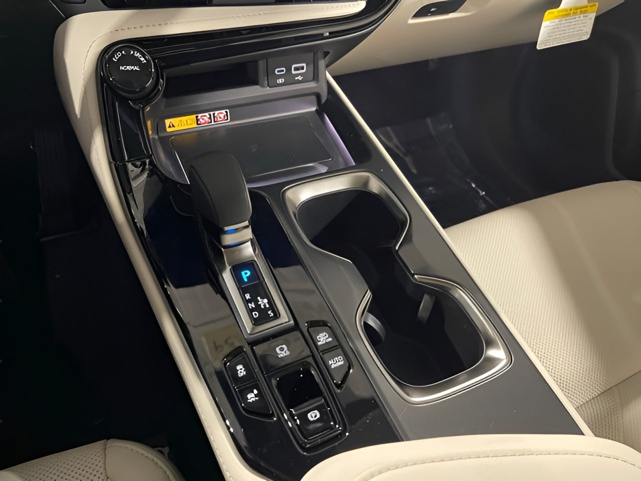 2026 Lexus NX PLUG-IN HYBRID ELECTRIC VEHICLE NX 450h+ LUXURY AWD