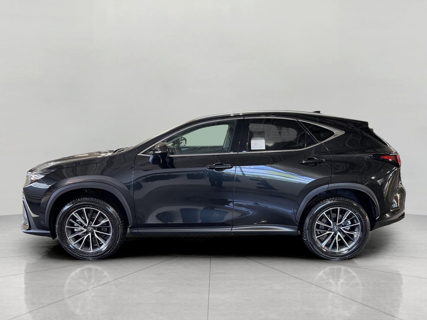 2026 Lexus NX PLUG-IN HYBRID ELECTRIC VEHICLE NX 450h+ PREMIUM AWD