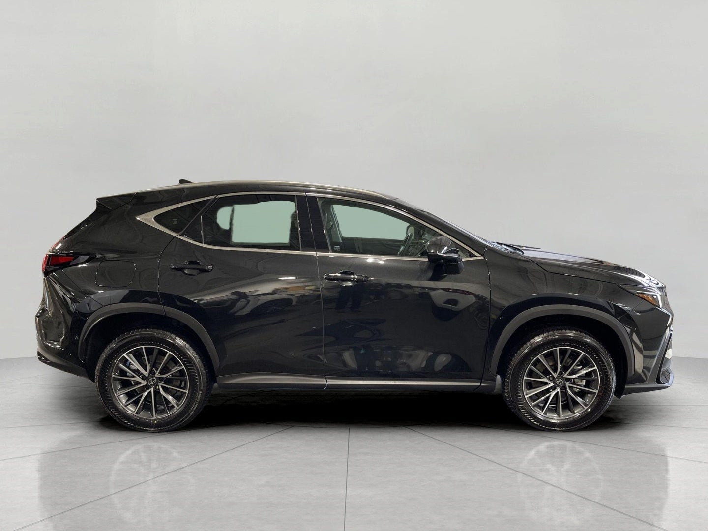 2026 Lexus NX PLUG-IN HYBRID ELECTRIC VEHICLE NX 450h+ PREMIUM AWD