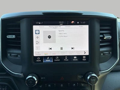 2022 RAM 1500 Laramie 4x4 Crew Cab 5'7 Box