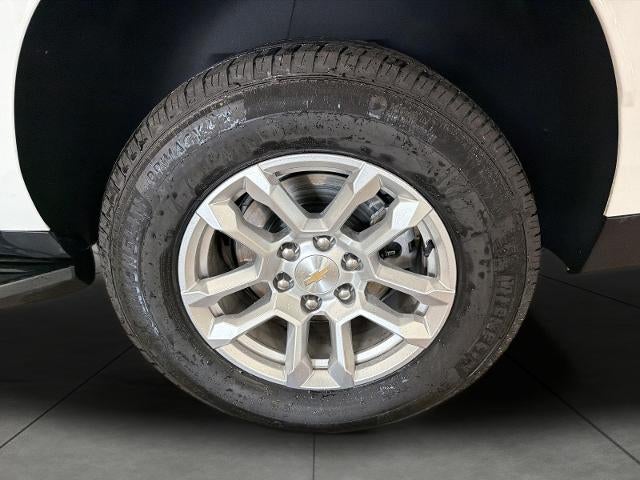 2026 Chevrolet Suburban 4WD 4dr LT