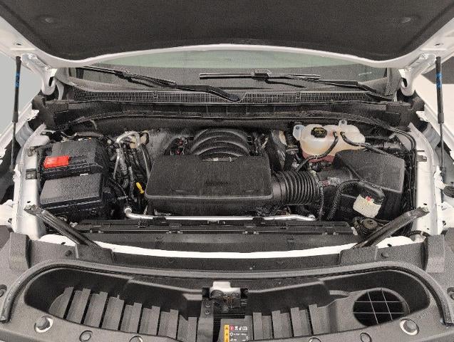2026 Chevrolet Suburban 4WD 4dr LT