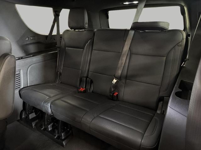 2026 Chevrolet Suburban 4WD 4dr LT