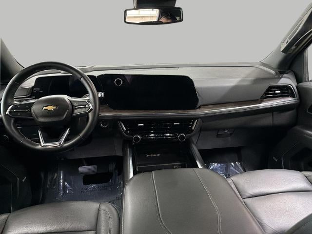 2026 Chevrolet Suburban 4WD 4dr LT