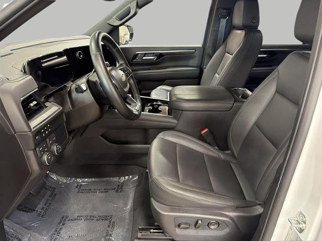 2026 Chevrolet Suburban 4WD 4dr LT