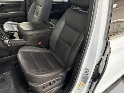 2026 Chevrolet Suburban 4WD 4dr LT