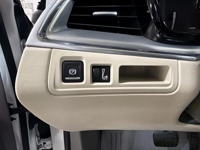 2017 Cadillac XT5 AWD 4dr Premium Luxury