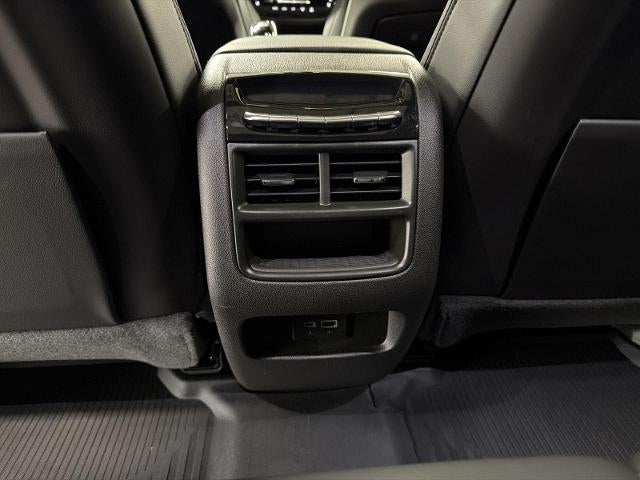 2026 Cadillac XT5 AWD 4dr Sport