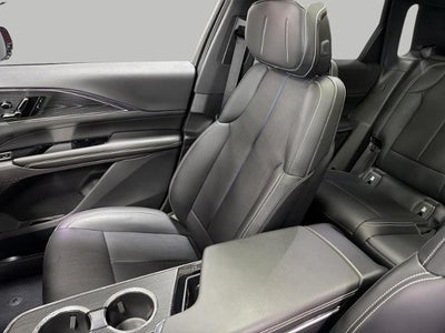 2024 Cadillac LYRIQ 4dr Luxury w/1SC