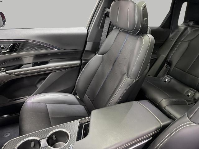2024 Cadillac LYRIQ 4dr Luxury w/1SC