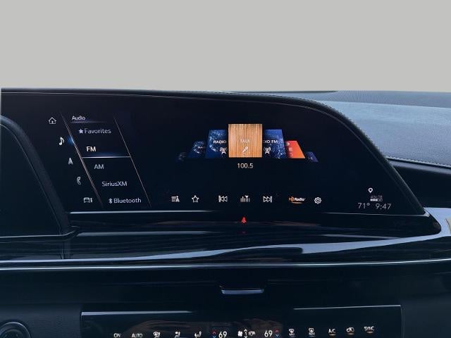 2021 Cadillac Escalade 4WD 4dr Sport