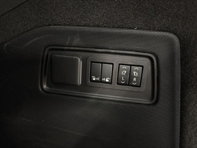 2023 Cadillac Escalade 4WD 4dr Sport Platinum
