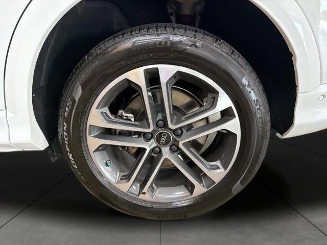 2025 Audi Q5 Premium 2.0 TFSI quattro