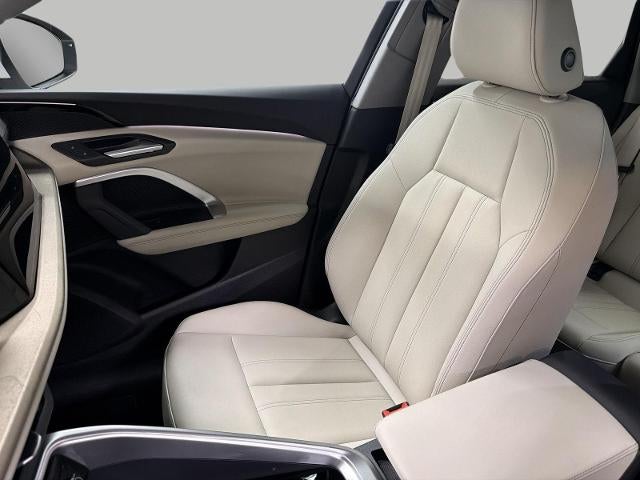 2025 Audi Q5 Premium 2.0 TFSI quattro
