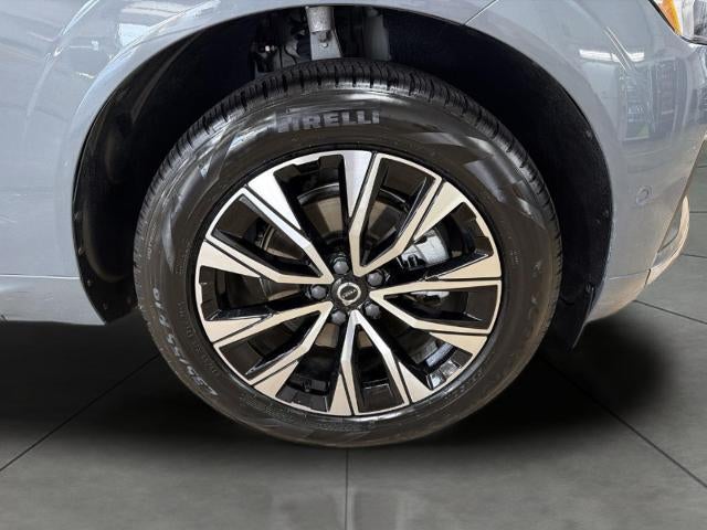 2023 Volvo XC60 B5 AWD Plus Bright Theme