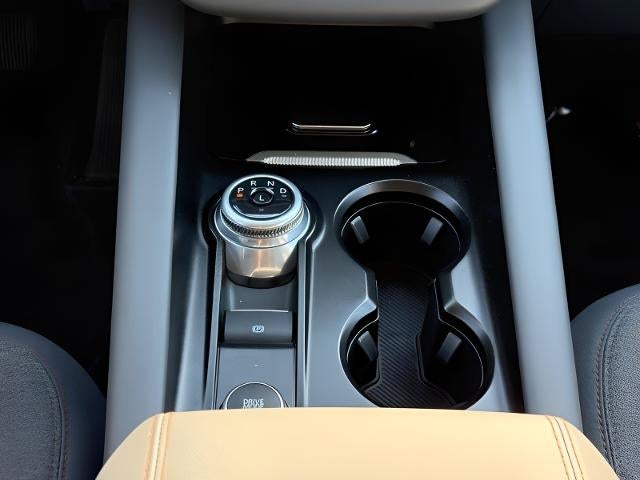 2025 Ford Explorer Active 4WD