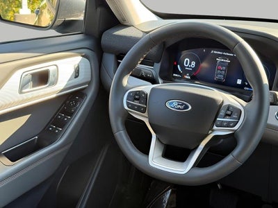 2025 Ford Explorer Active 4WD