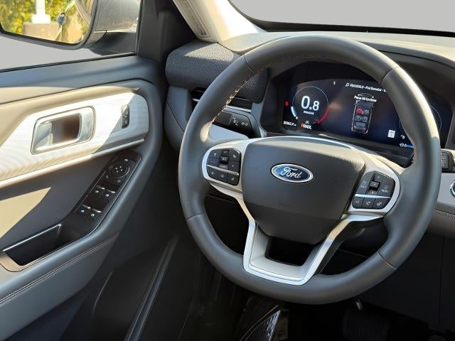 2025 Ford Explorer Active 4WD