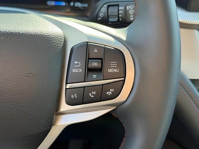 2025 Ford Explorer Active 4WD