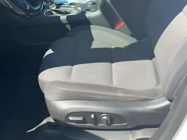 2021 Chevrolet Traverse AWD 4dr LT Cloth w/1LT