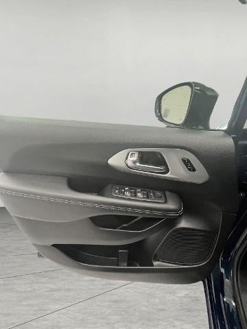 2025 Chrysler Pacifica Limited AWD