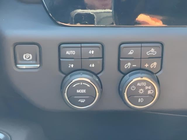 2023 Chevrolet Silverado 1500 4WD Crew Cab 147 RST