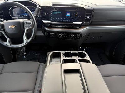 2025 Chevrolet Silverado 1500 4WD Crew Cab 147 LT w/2FL