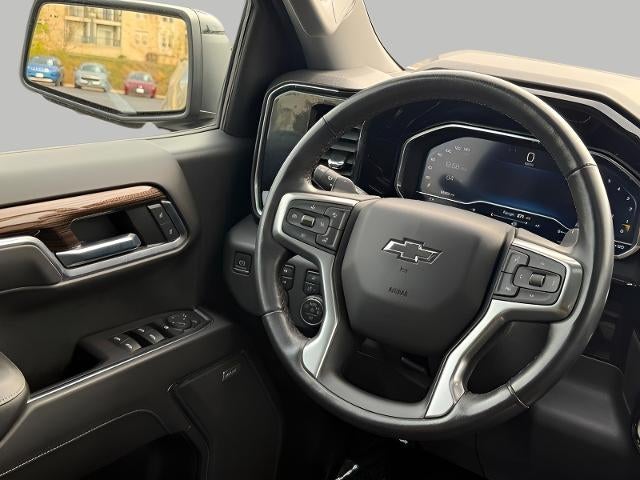 2022 Chevrolet Silverado 1500 4WD Crew Cab 147 LT Trail Boss