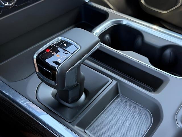2023 Chevrolet Silverado 1500 4WD Crew Cab 147 LT Trail Boss