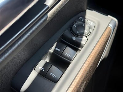 2022 Chevrolet Silverado 1500 LTD 4WD Crew Cab 147 RST