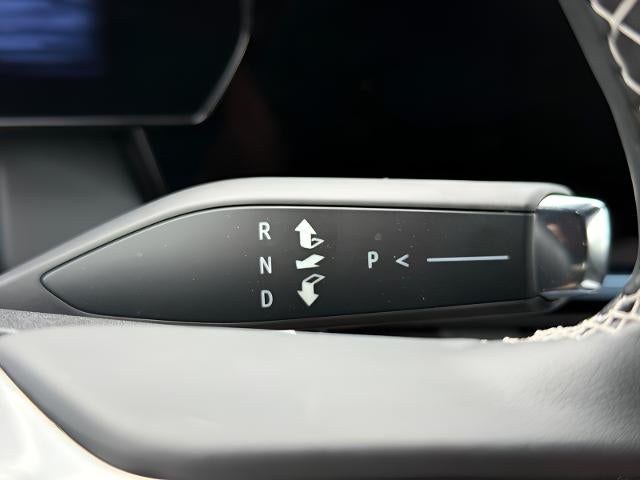 2024 Chevrolet Equinox EV 4dr LT w/2LT