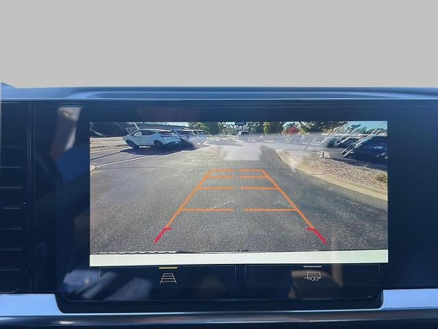2022 Chevrolet Silverado 1500 4WD Crew Cab 147 LT w/2FL