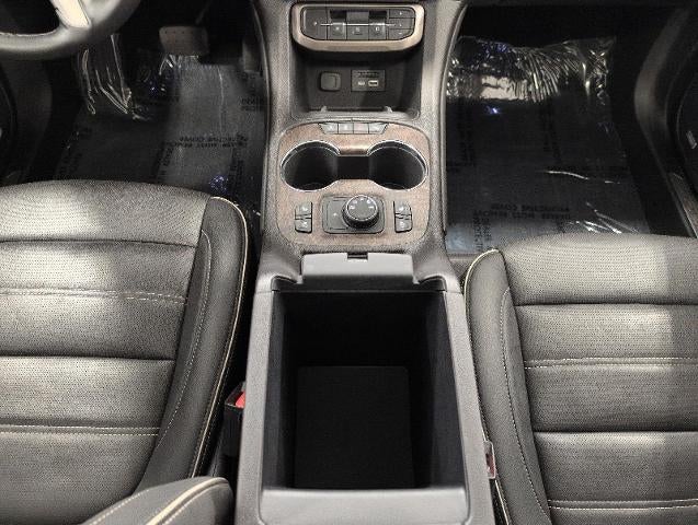 2023 GMC Acadia AWD 4dr Denali