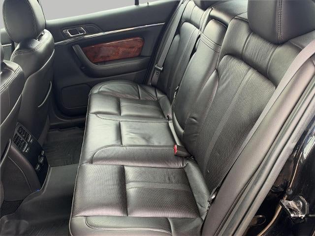 2014 Lincoln MKS 4dr Sdn 3.7L AWD