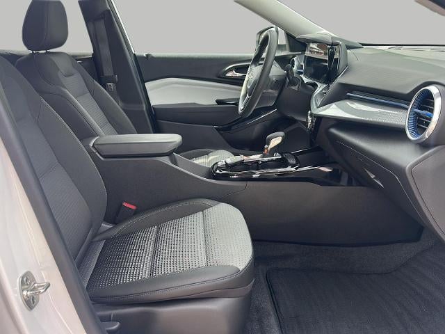 2024 Chevrolet Trax FWD 4dr LT