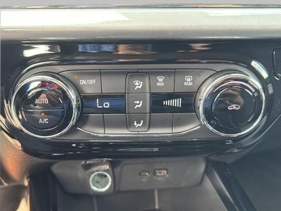 2025 Chevrolet Trax FWD 4dr LT