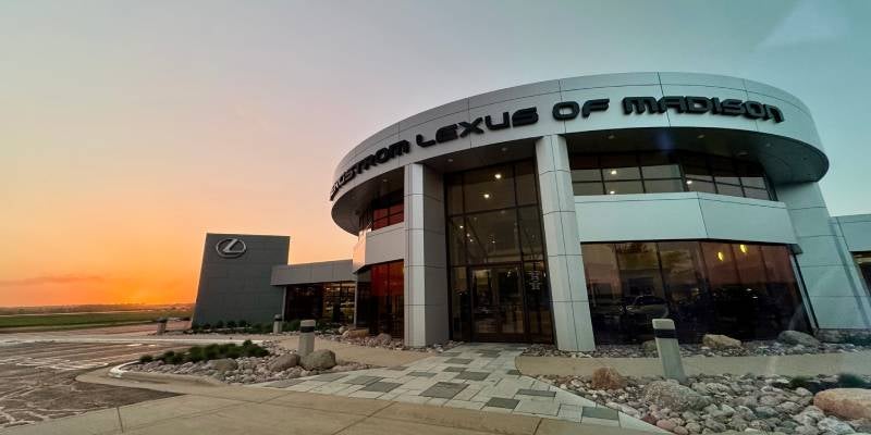 lexus exterior photo